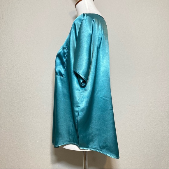 BB DAKOTA Satin Silky Teal Boxy Blouse Top Front Pocket Short Sleeves Size Large - Picture 4 of 8